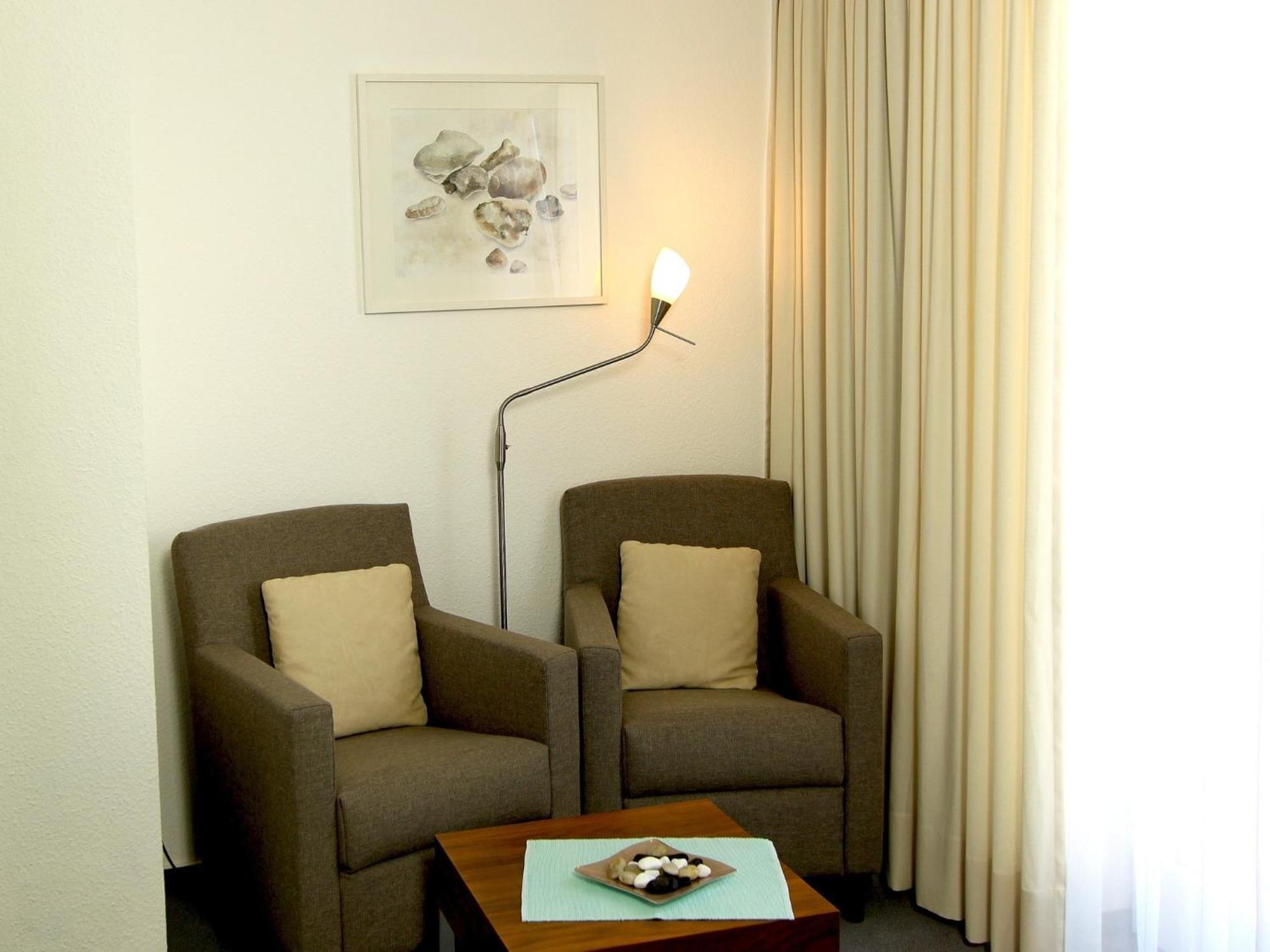 Lupinenhotel Bodensee Sipplingen Rum bild
