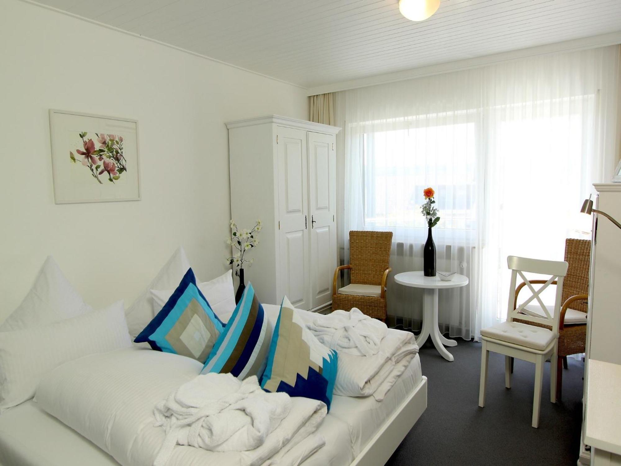 Lupinenhotel Bodensee Sipplingen Rum bild