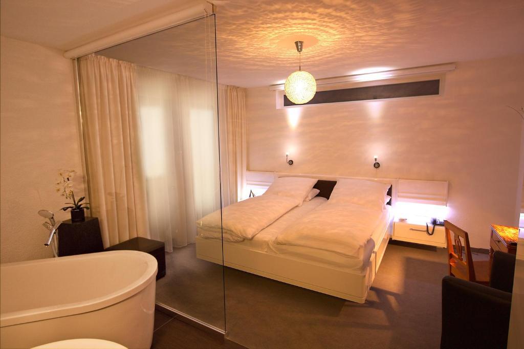 Lupinenhotel Bodensee Sipplingen Rum bild